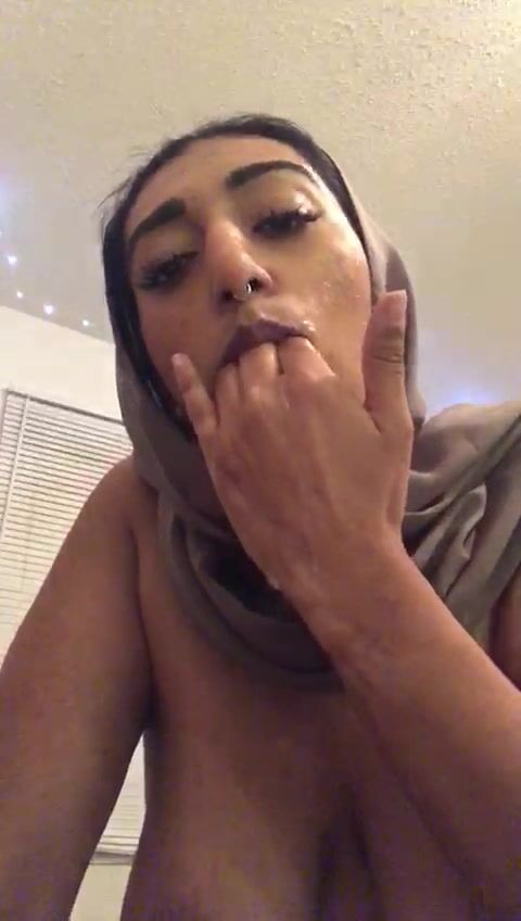 Hijabi whore 2