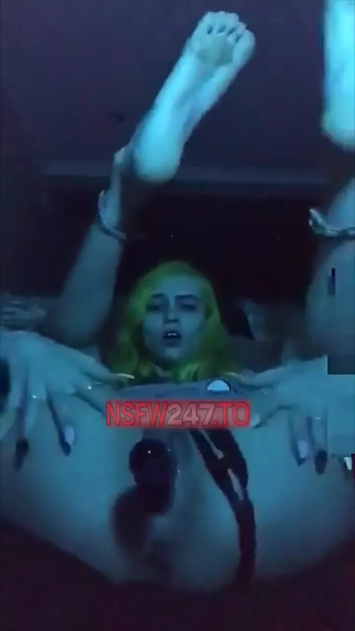 Nikki Rain 15 minutes masturbation at night snapchat premium porn videos
