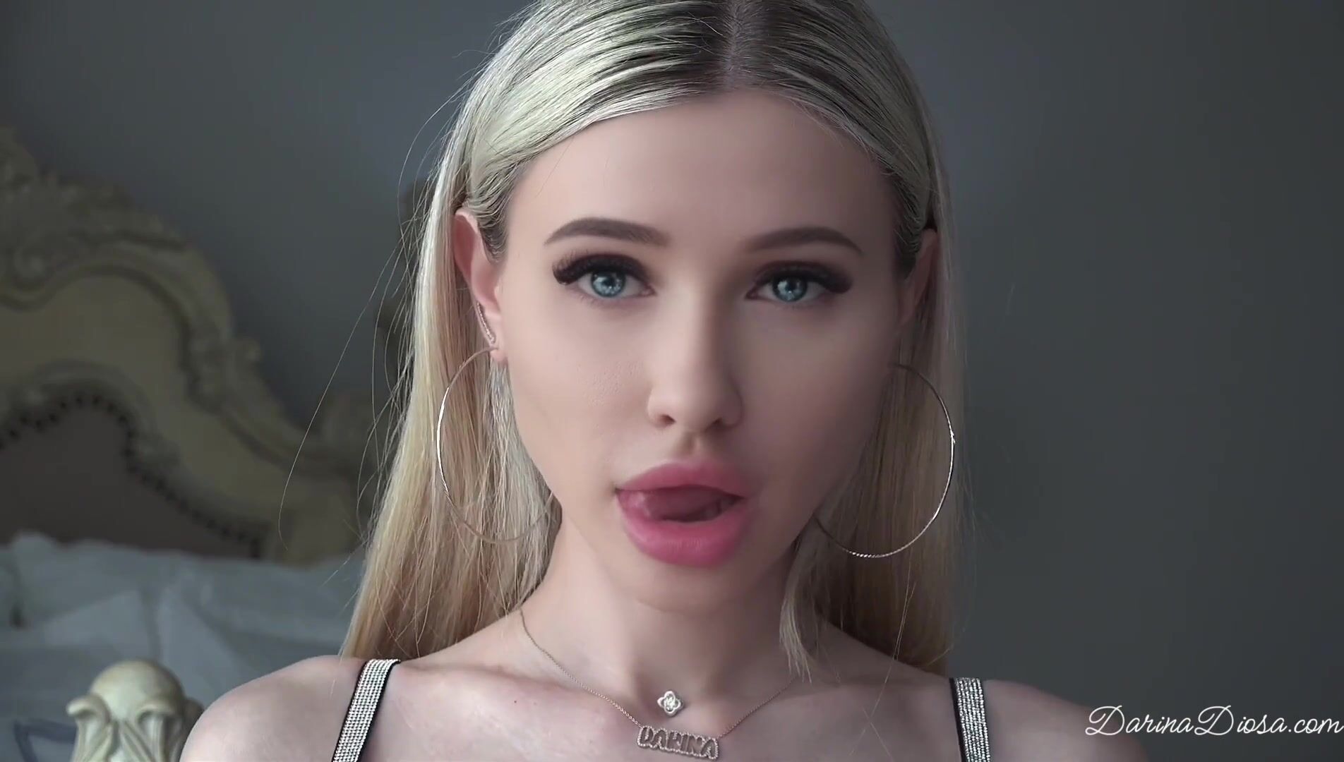 Darina Diosa - Feed me Daddy