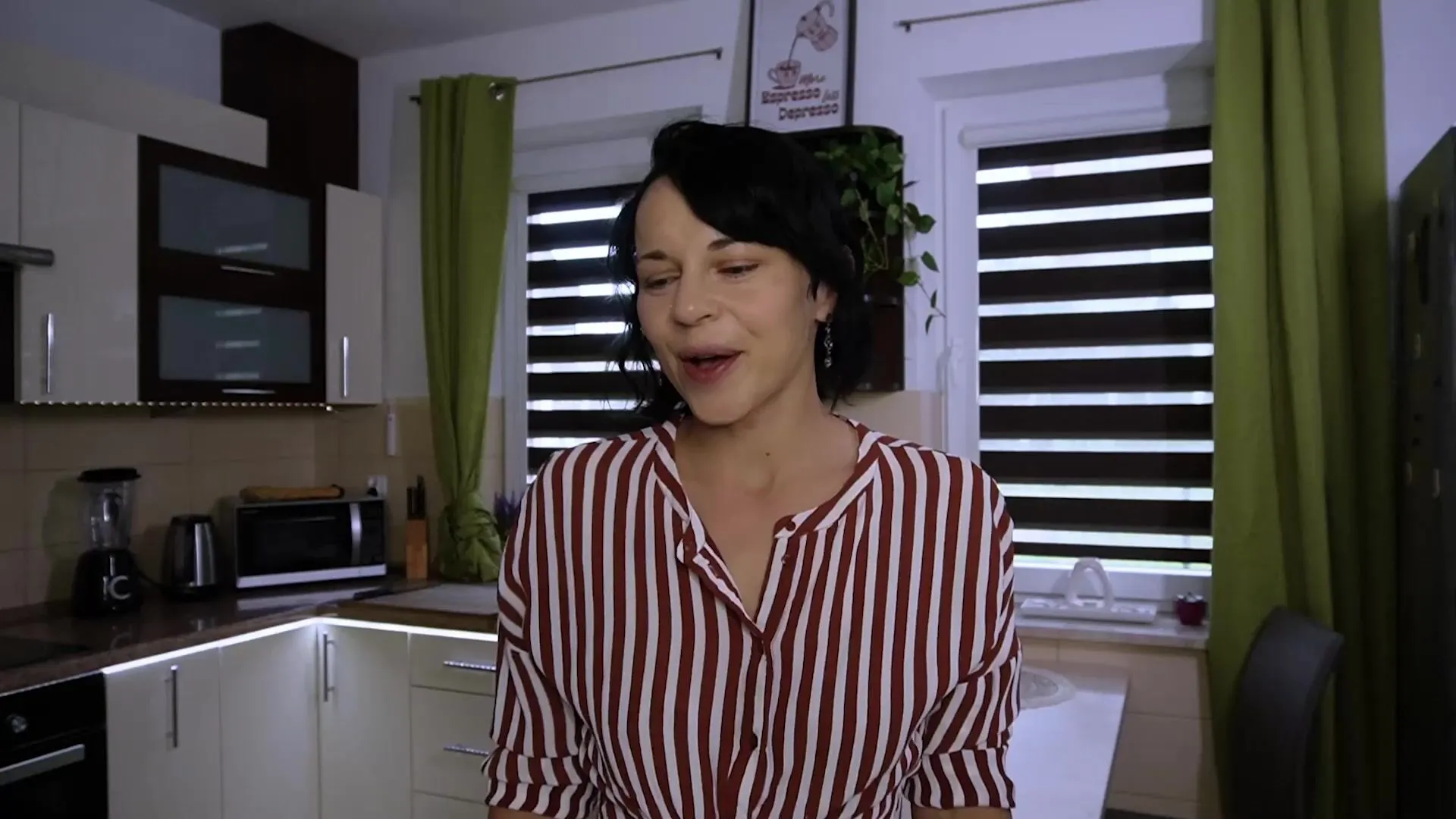 AimeeWavesXXX - stepMommy's Morning Madness part 2
