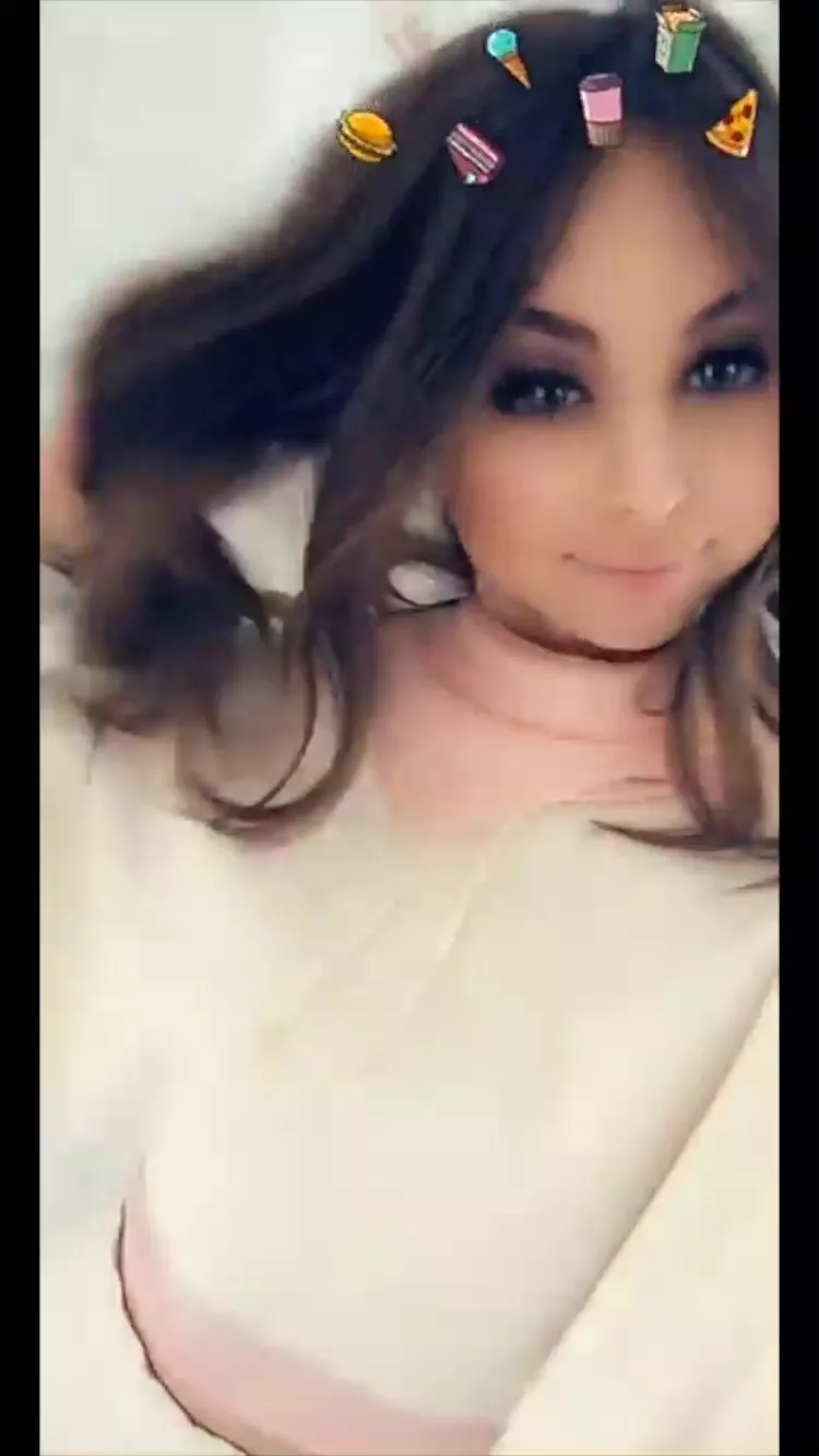 Riley Reid little teasing snapchat premium porn videos