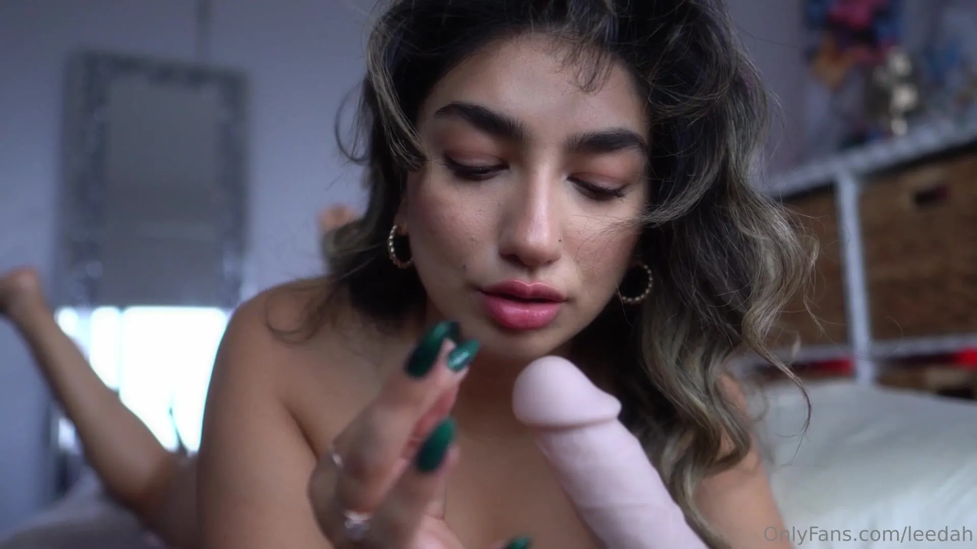 leedah ASMR - ASMR GF SUCKING YOU OFF