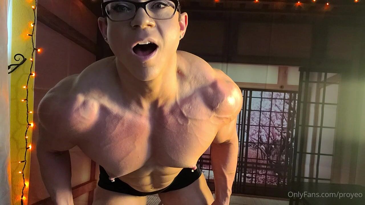 Angela Yeo Super Muscles