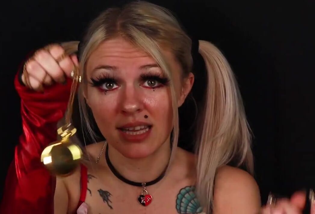 Madison Dragon - Harley Quinn hypnosis