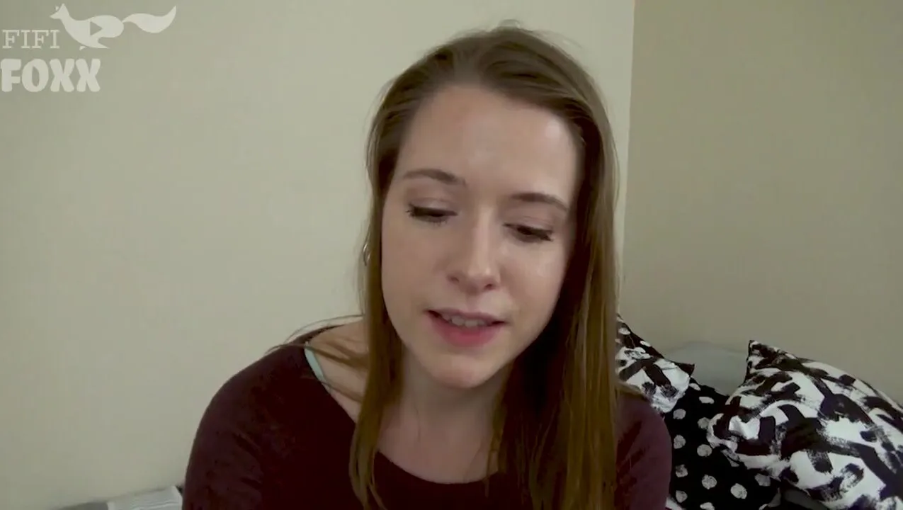 Fififoxxfantasies - Dad sells young daughters body escort