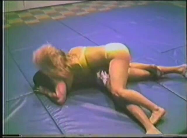 Yellow Bikini mixed wrestling