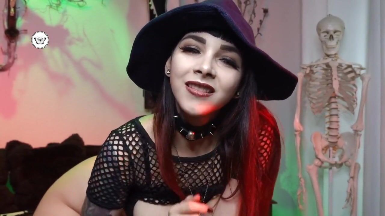 Leah Obscure - Spooky Witch Is Fucking You!