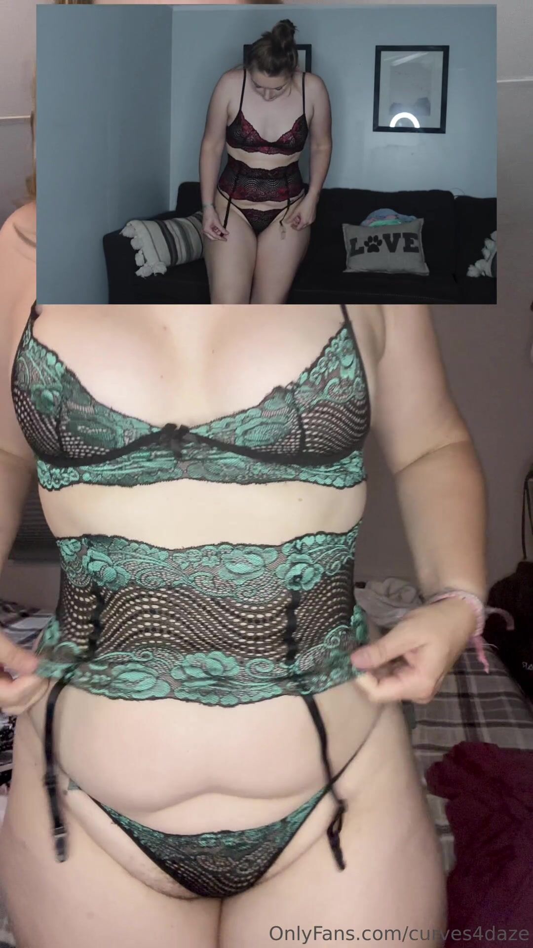 Curves4daze Lingerie Try On