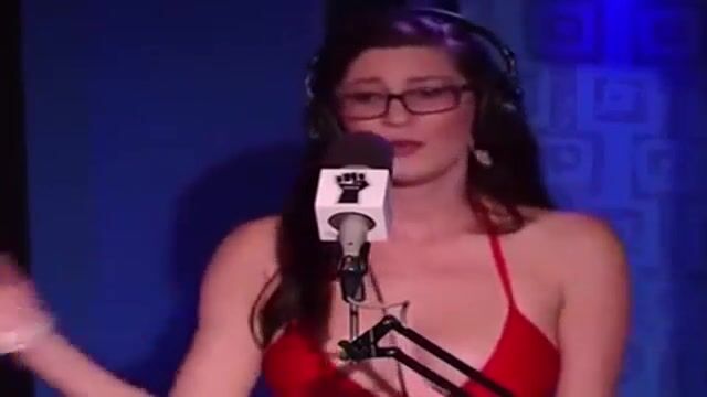 Amber Hahn on Howard Stern