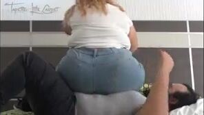 Bbw squashing