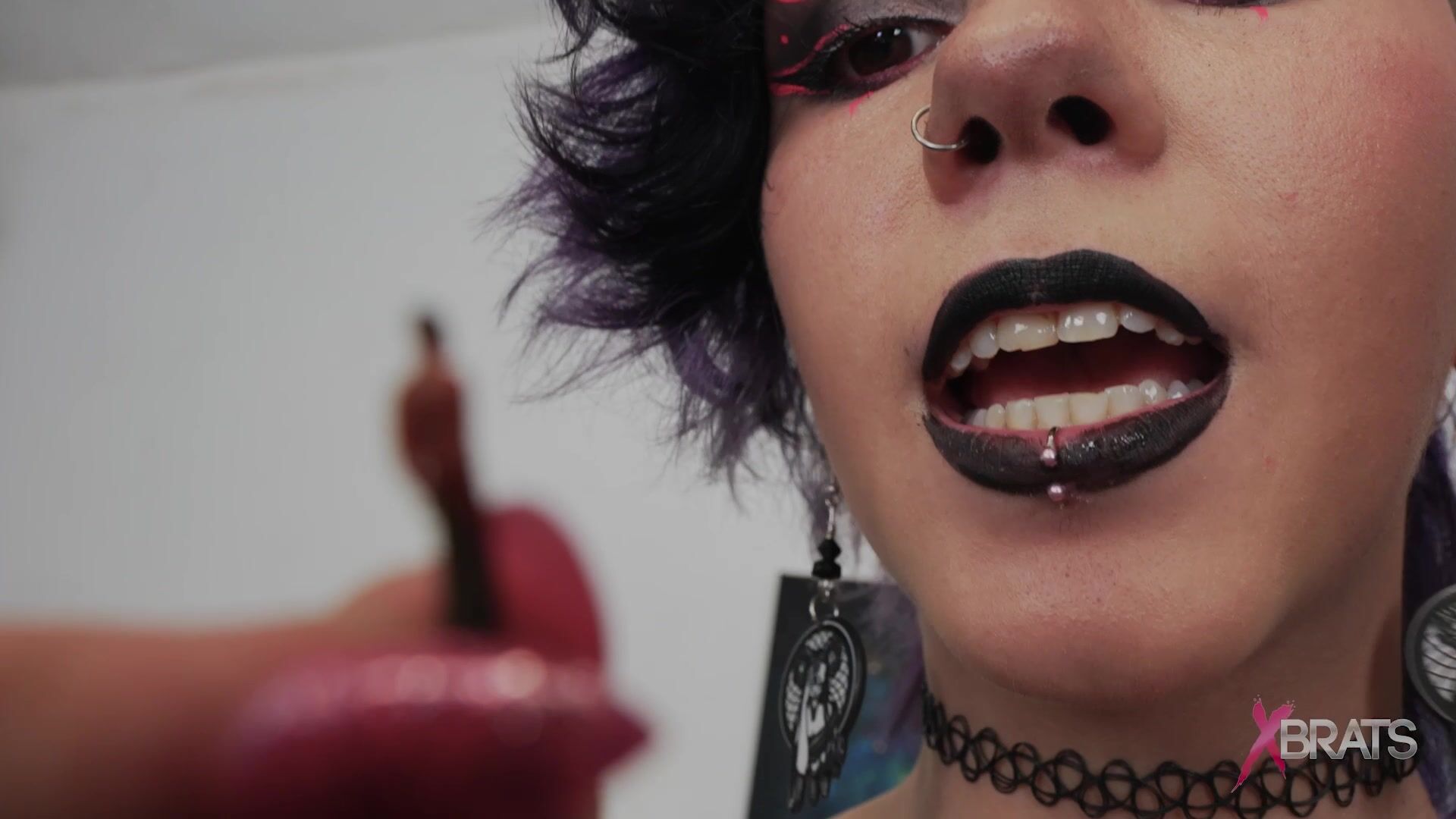 Skylar Calico - Big Tiddy Goth Snack