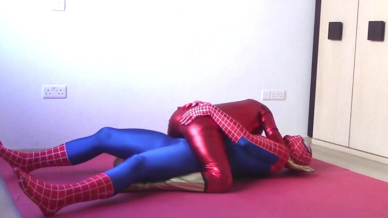 spiderman vs spider safa