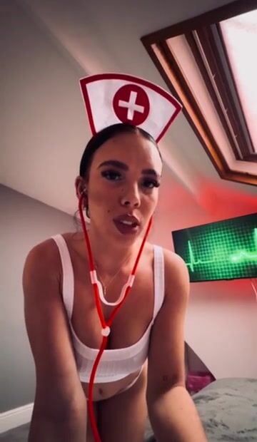 Alexis-reed22 nurse wank