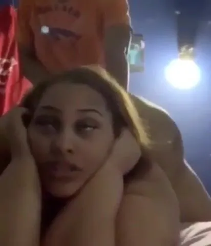 bbw enjoys getting her back blown out