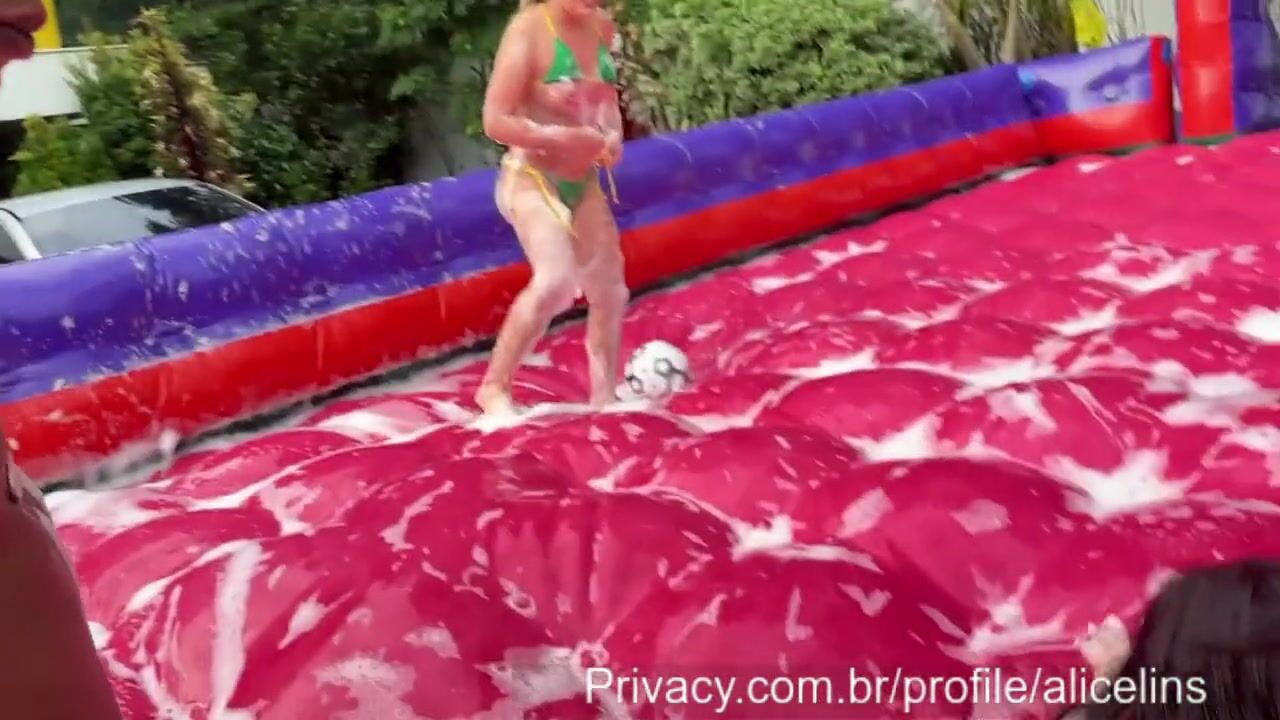 Jumping Castle Sluts