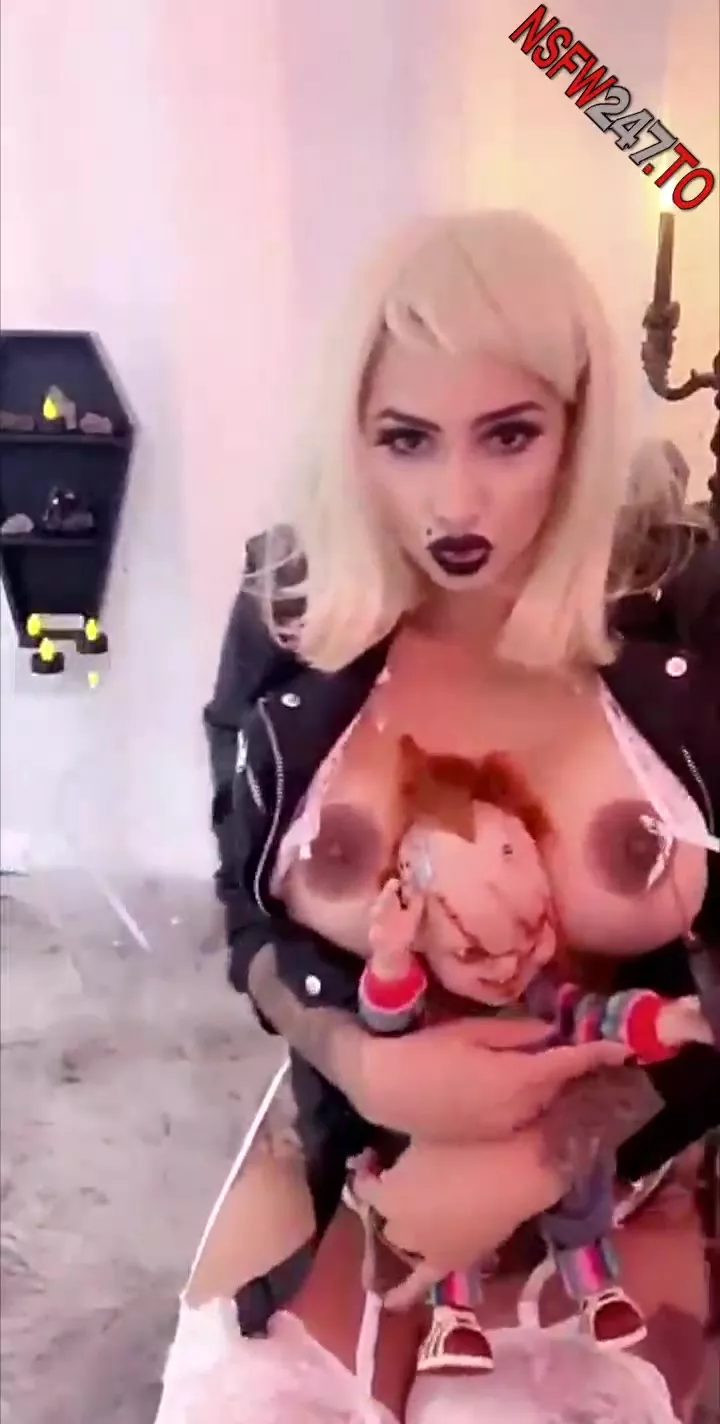 Cassie Curses halloween outfit masturbation snapchat premium 2019/11/01 porn videos