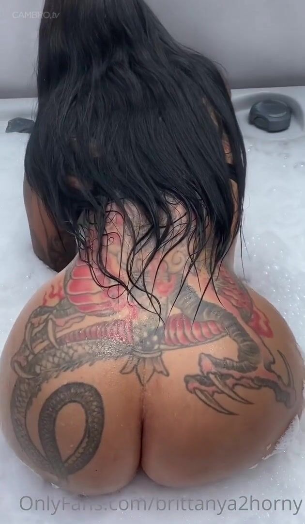 brittanya razavi OF 2