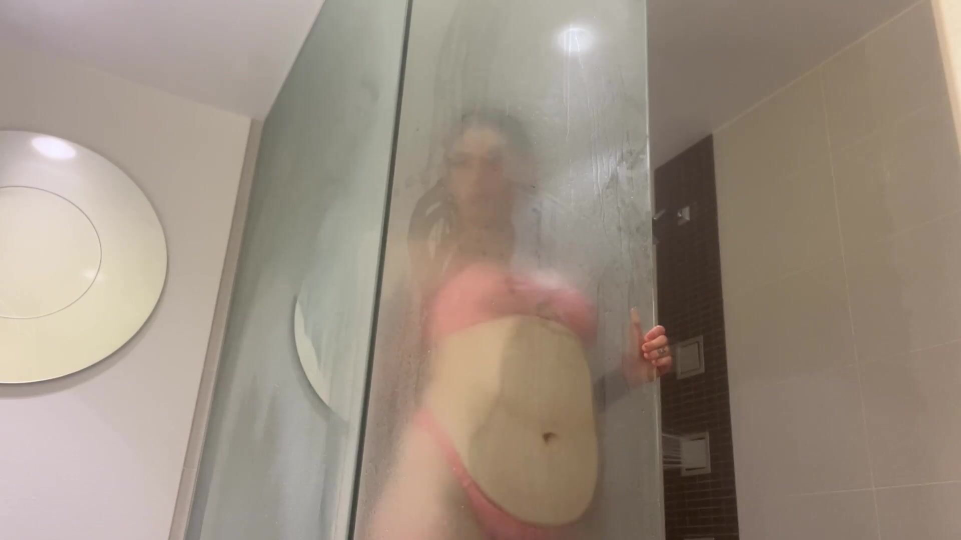 3nchantr3ss shower