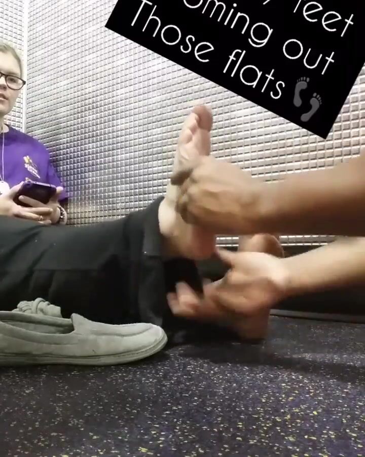 Stranger licks planet fitness feet