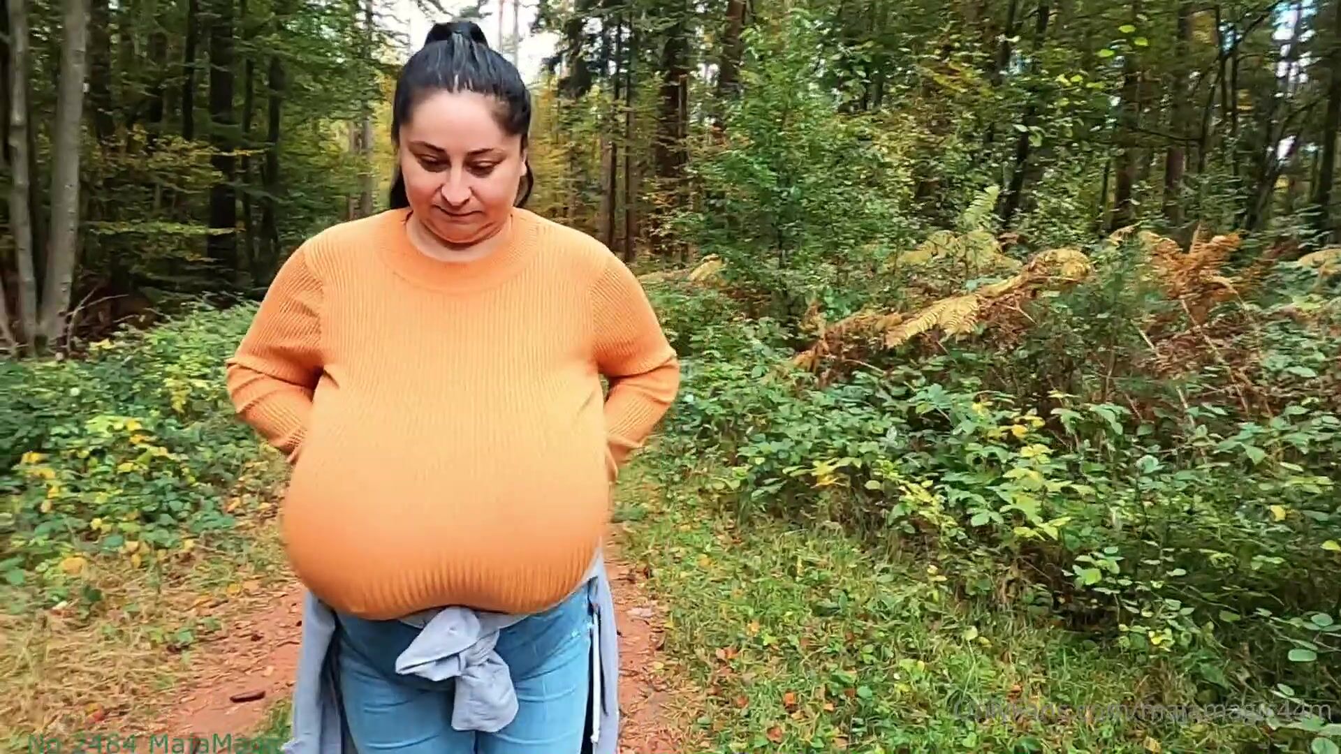 Alice85JJ (u83298011) - Maja Magic - Maja Magic Onlyfans (majamagic44m) - Autumn Forest Walk