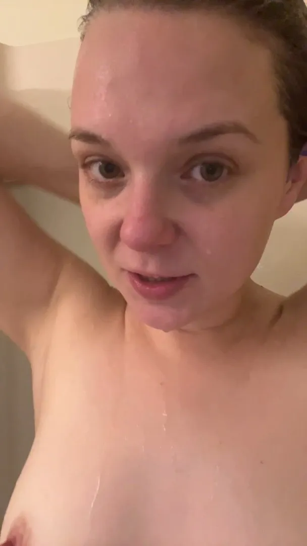 Caireen Shower Livestream 01.23.23