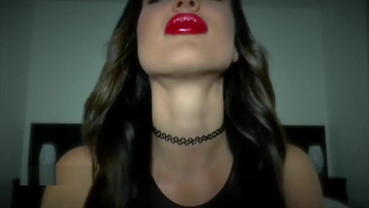 Perfect Lips Get You Off