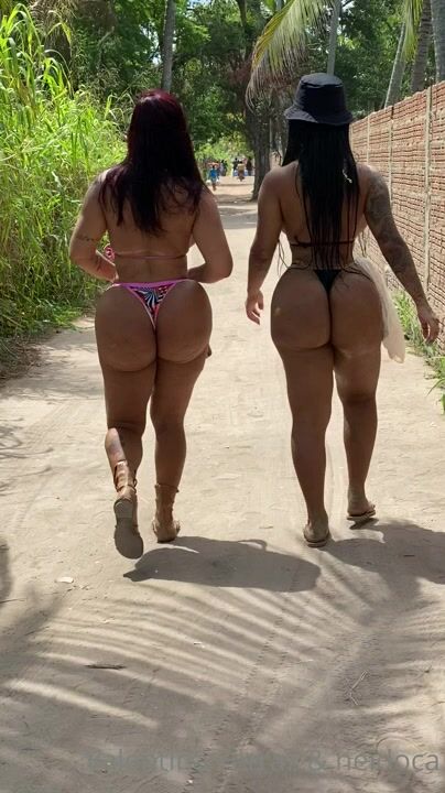 Neidoca and her daughter Valentina Ferraz parade showing their giant butt