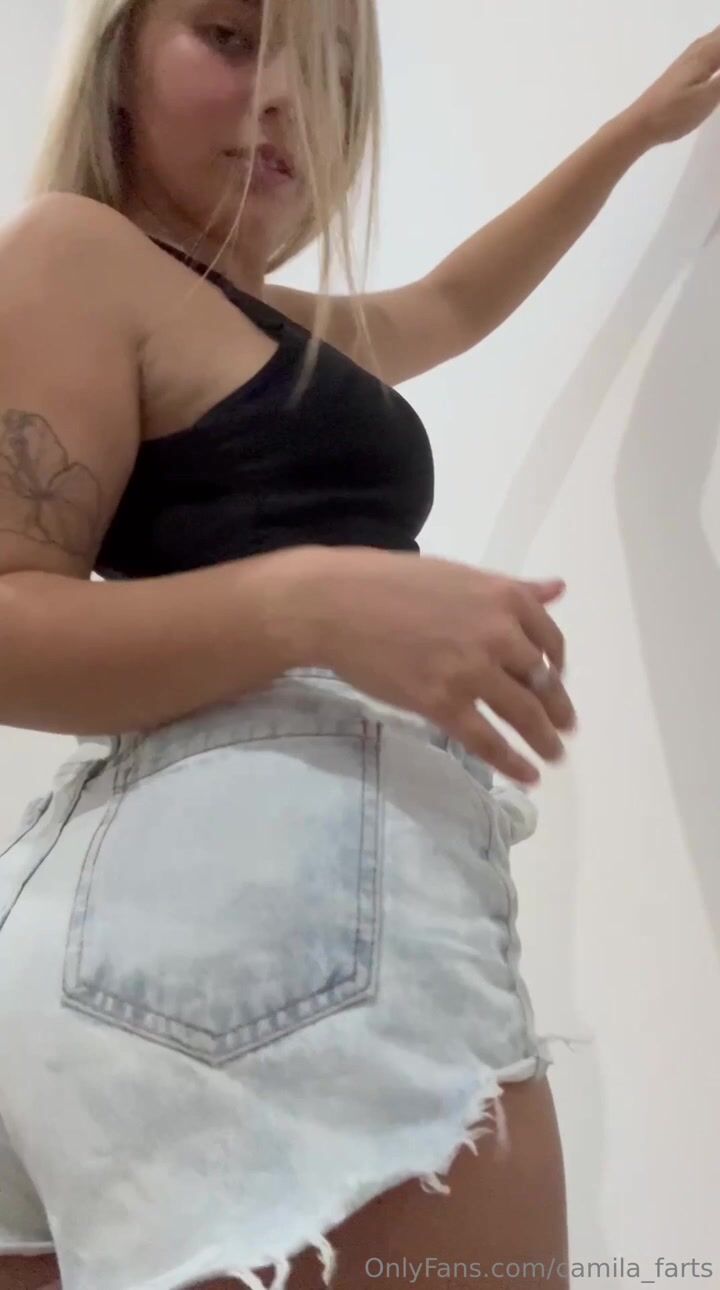 camila_farts jean shorts