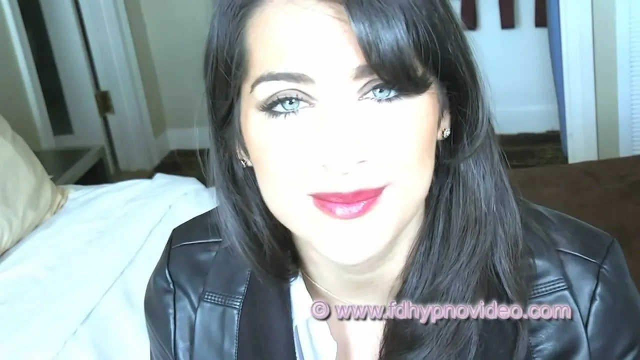 FHRA Hypnotist Jennifer - Captive mind