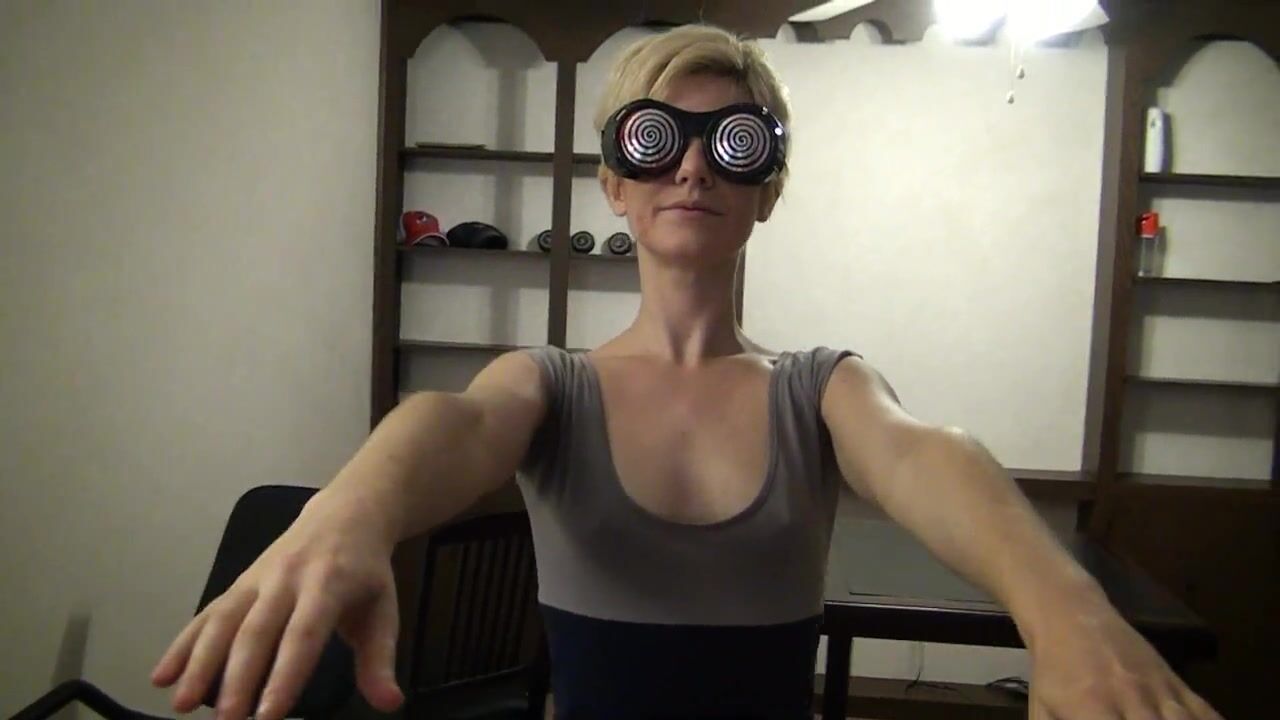 GGH – Hypno Glasses 6 – Rebecca