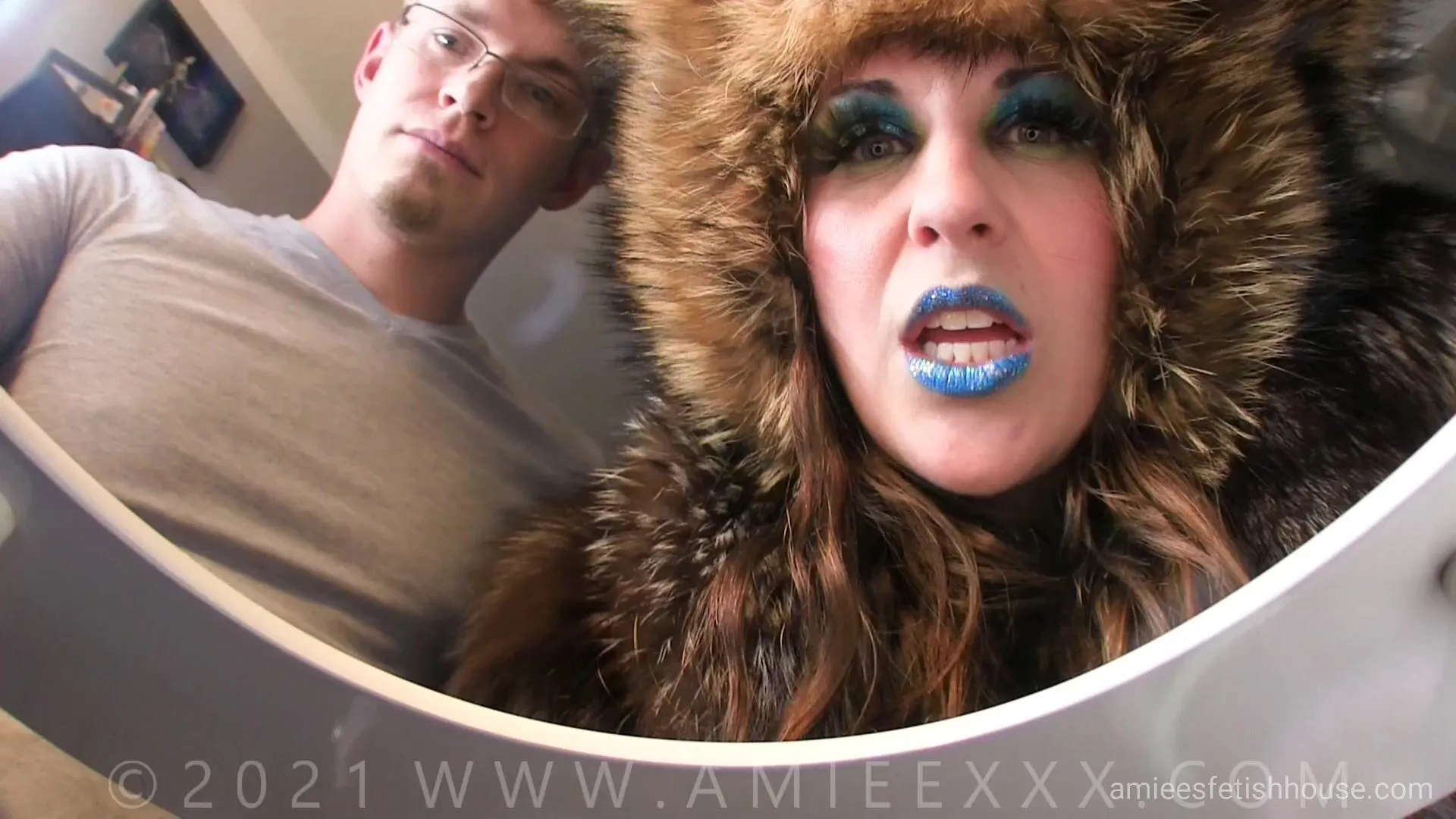 Goddess Amiee - Prove Your Devotion Toilet
