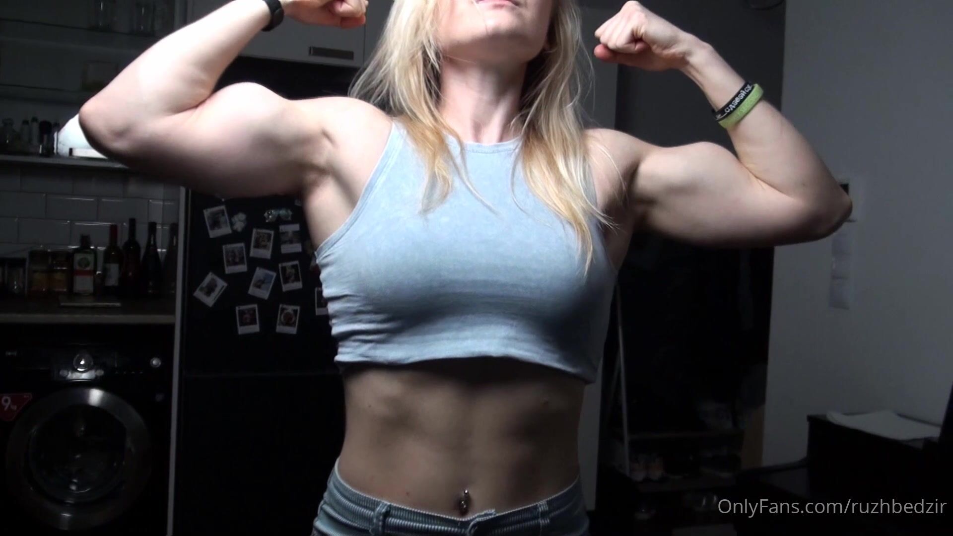 Ruzhena Bedzir (bicepgirl) biceps 2