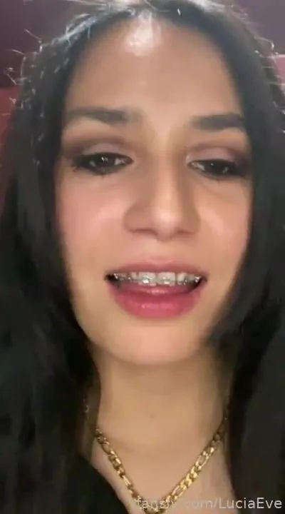 LuciaEve Swallowing Gumies