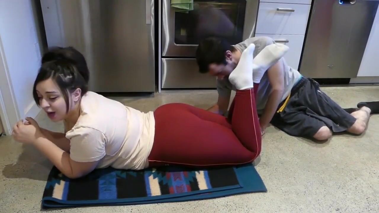 Allie ass sniffing push-ups