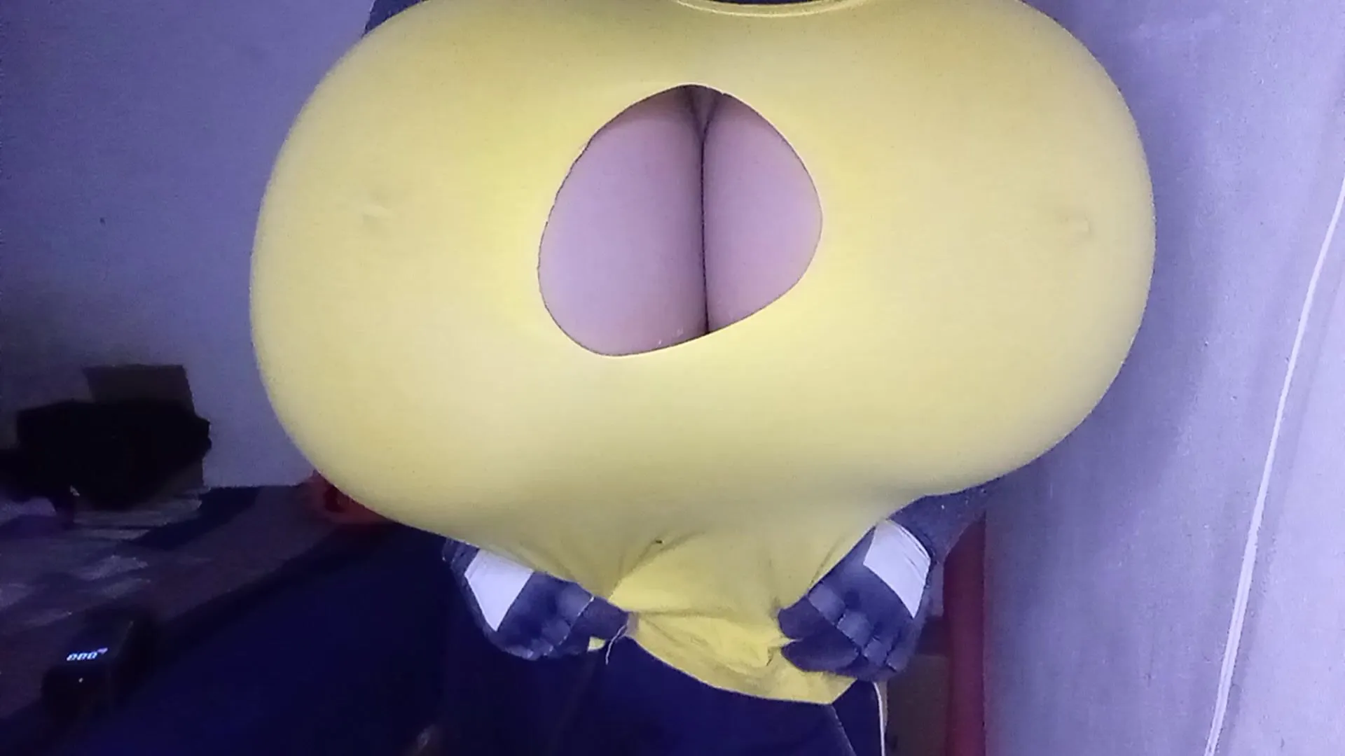 bustyblitzi yelow dress expansion