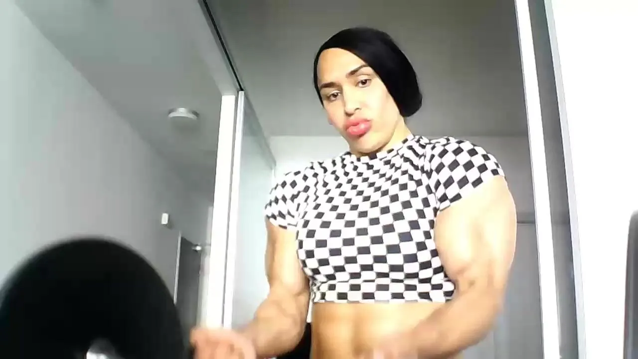 Mona Poursaleh 02