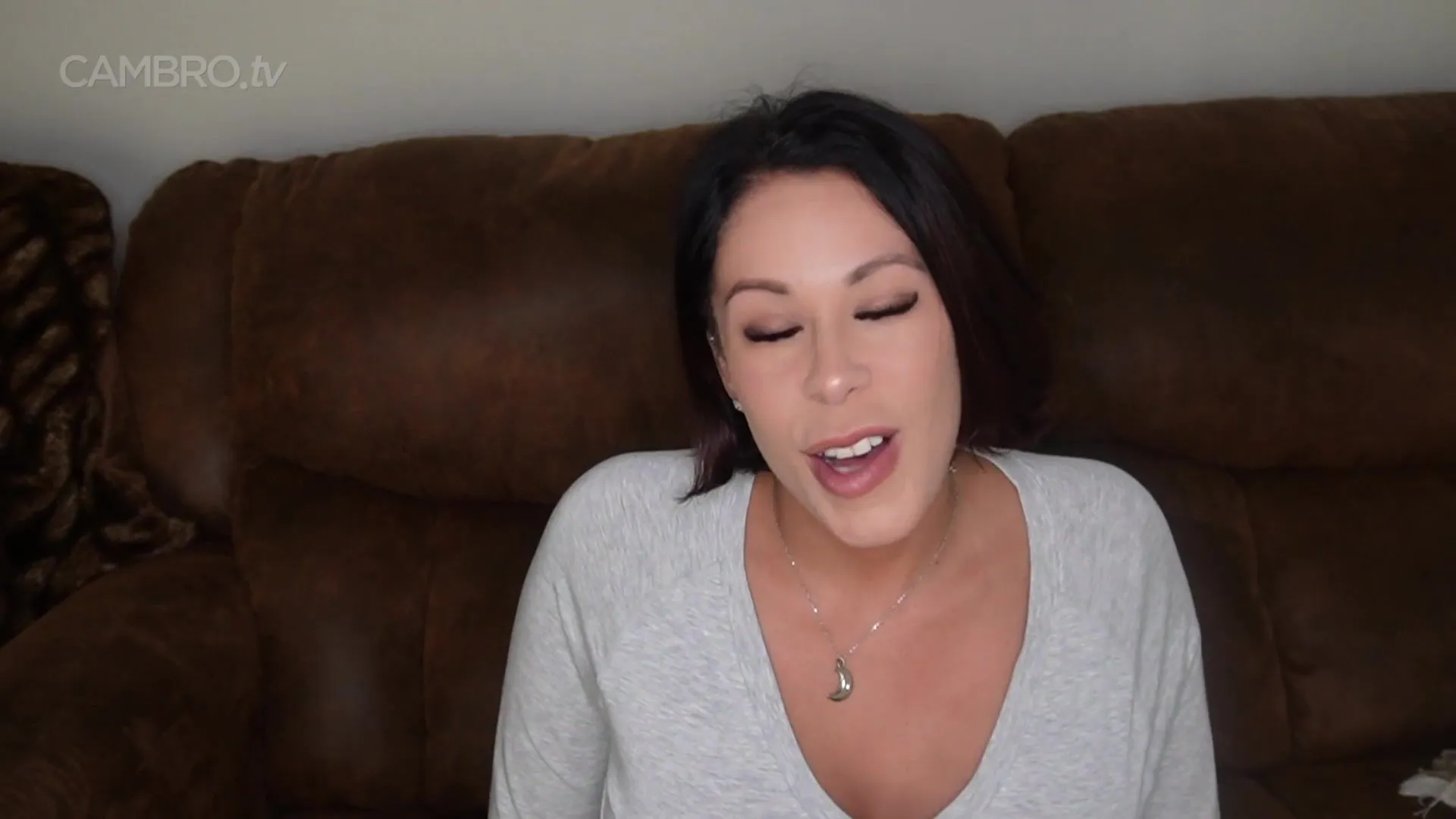 Belly Expansion (Nikki Brooks)