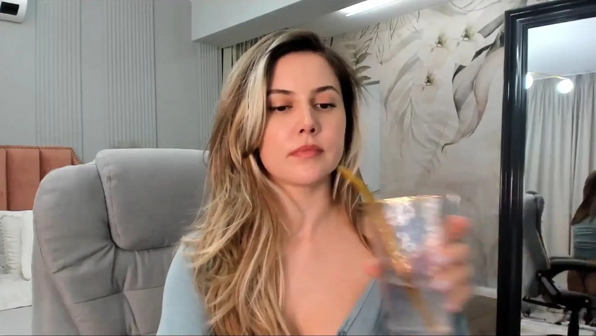 nelliecutest MFC 20250116 Topless