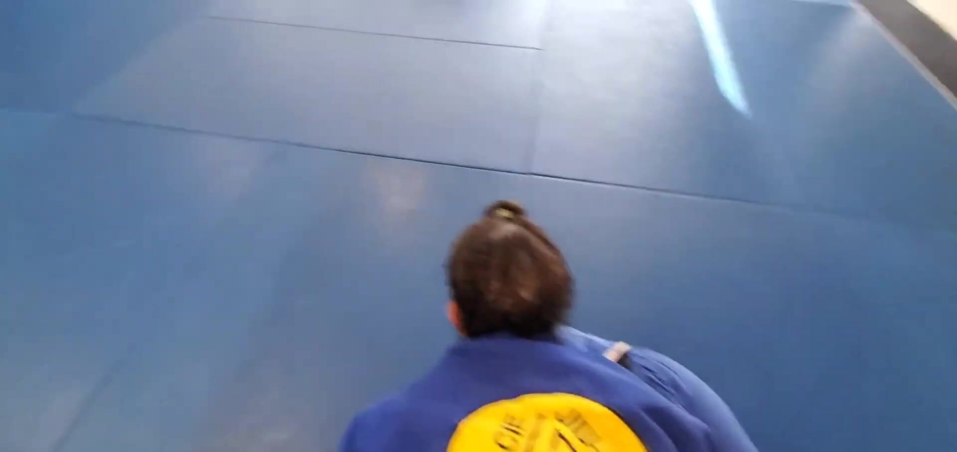Black Belt Woman vs Brown Belt Male Jiujitsu