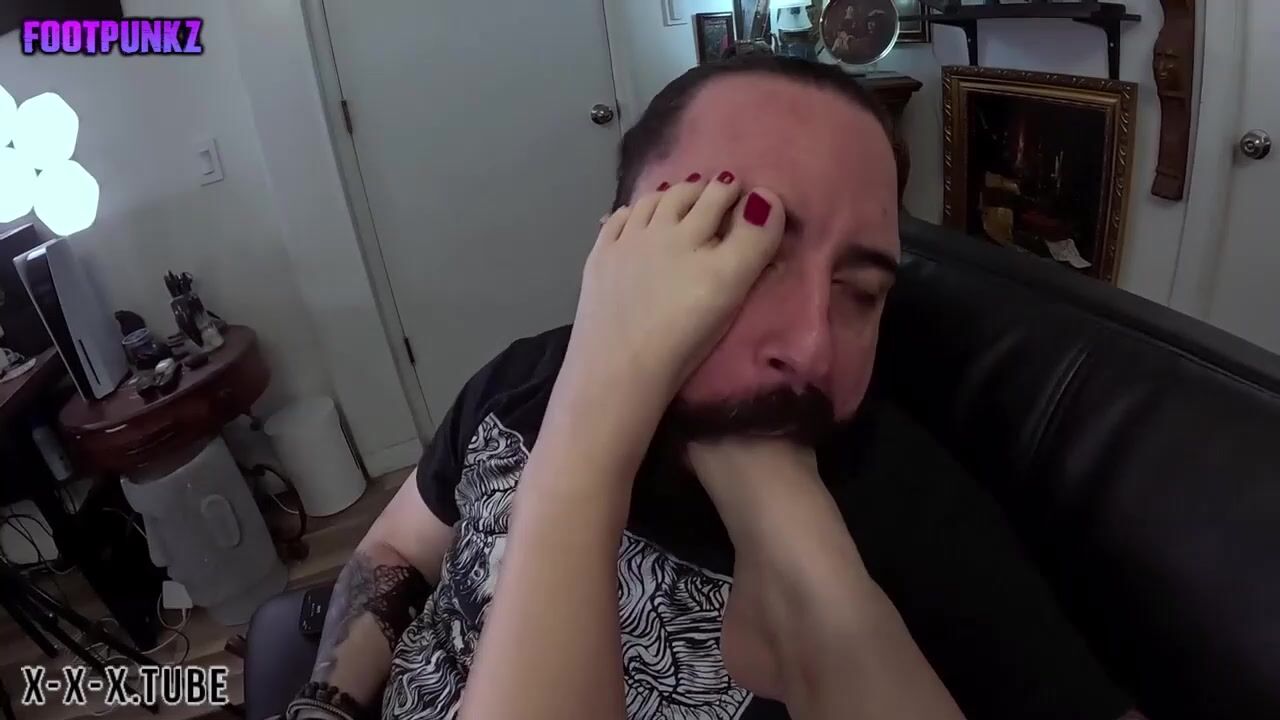 Footpunkz fucking little ava s size 4 feet