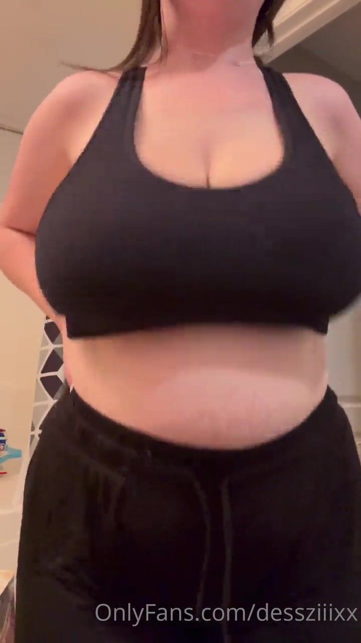 Dessiix drop tits