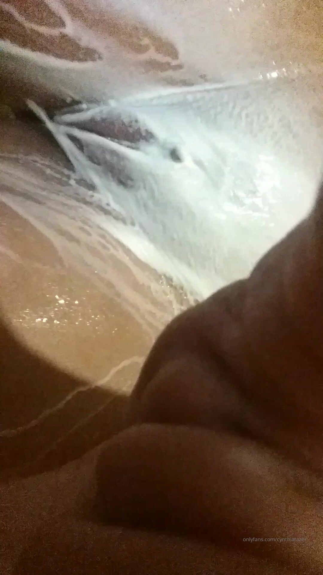 cynthiatazer- bath wash