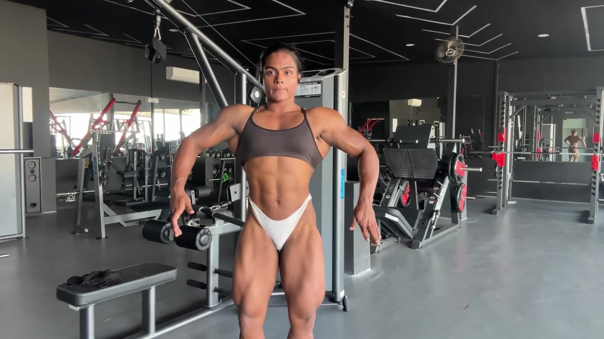 Indian fbb cam show flex>))
