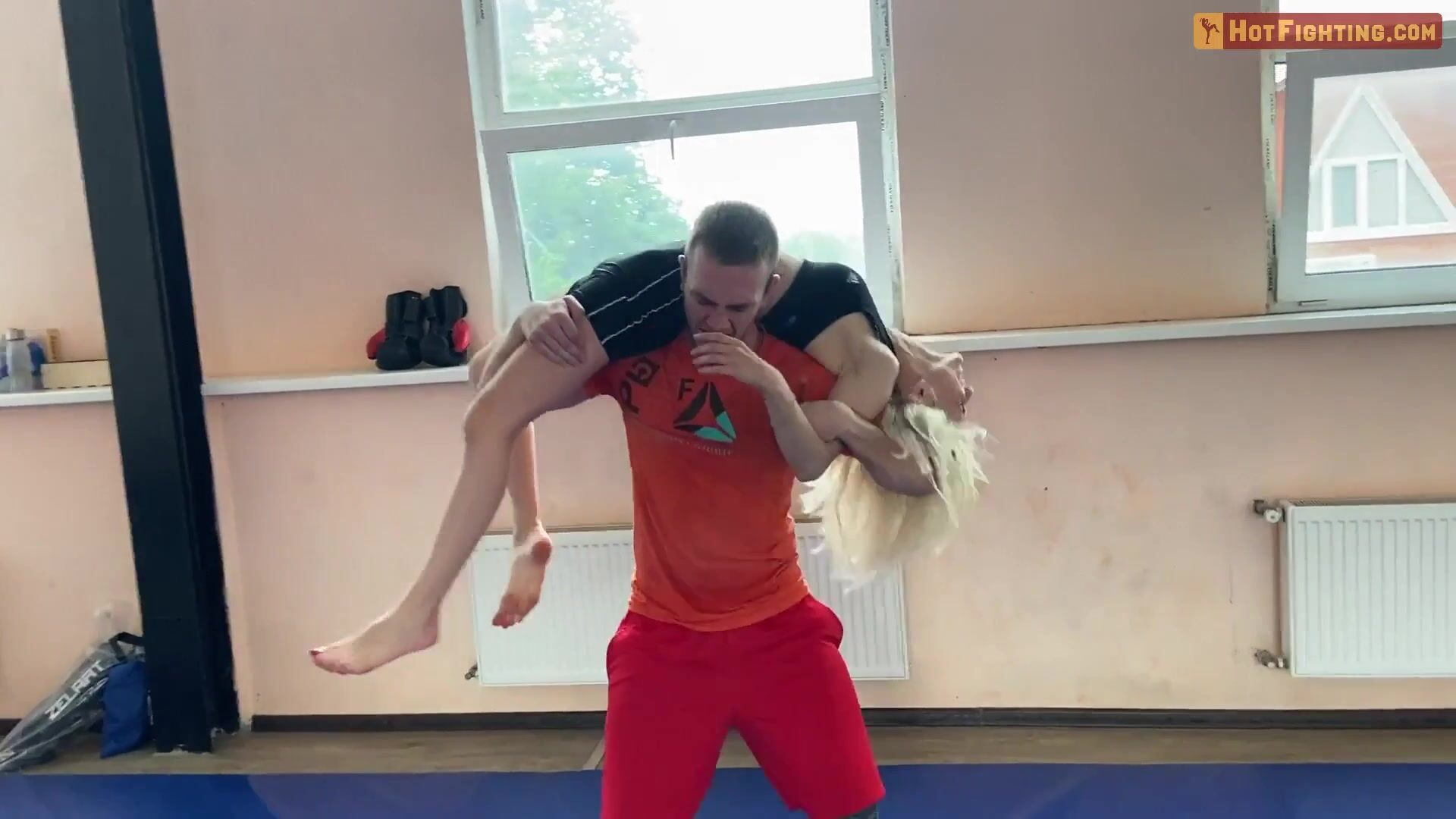 Olga Karate vs Wrestling