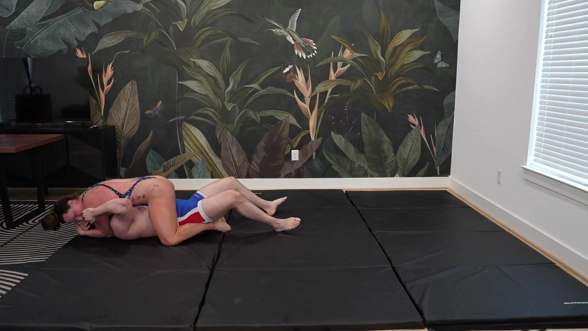 musclemama wrestling