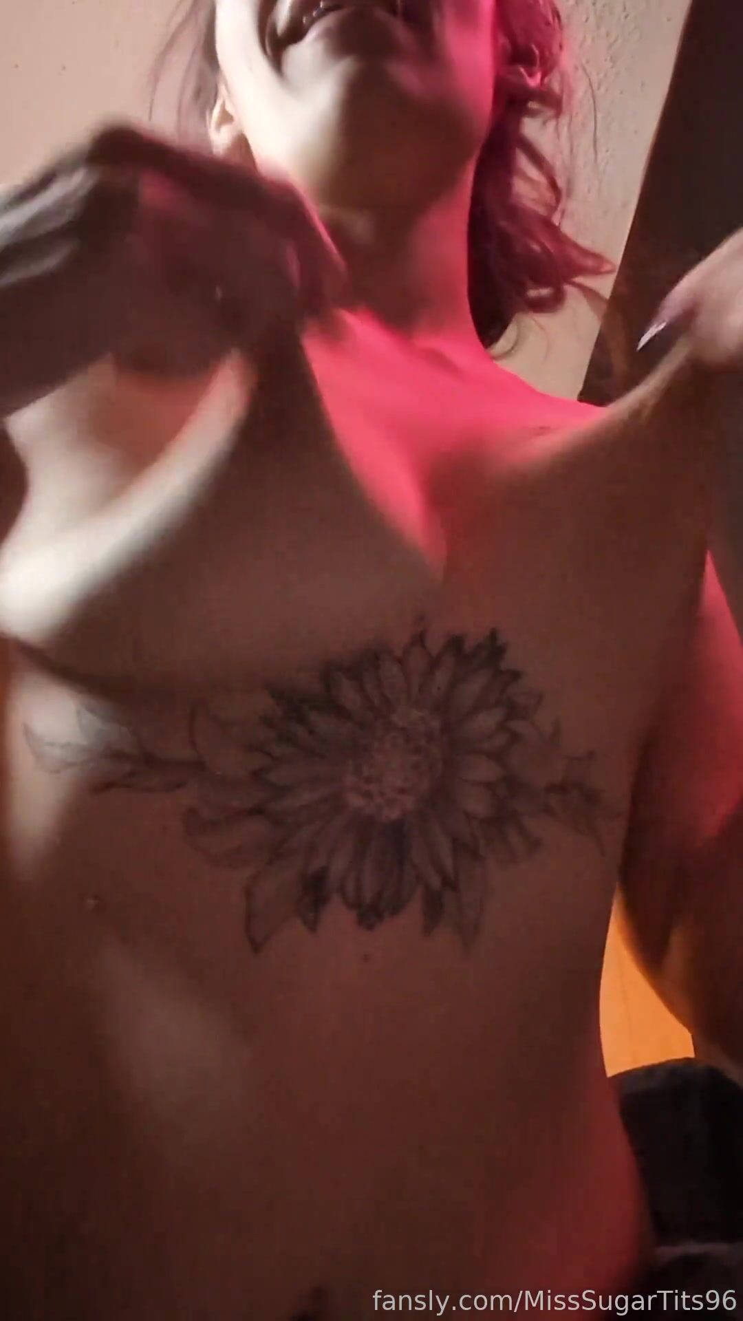 MissSugarTits96 Playing With Her Huge Nipples