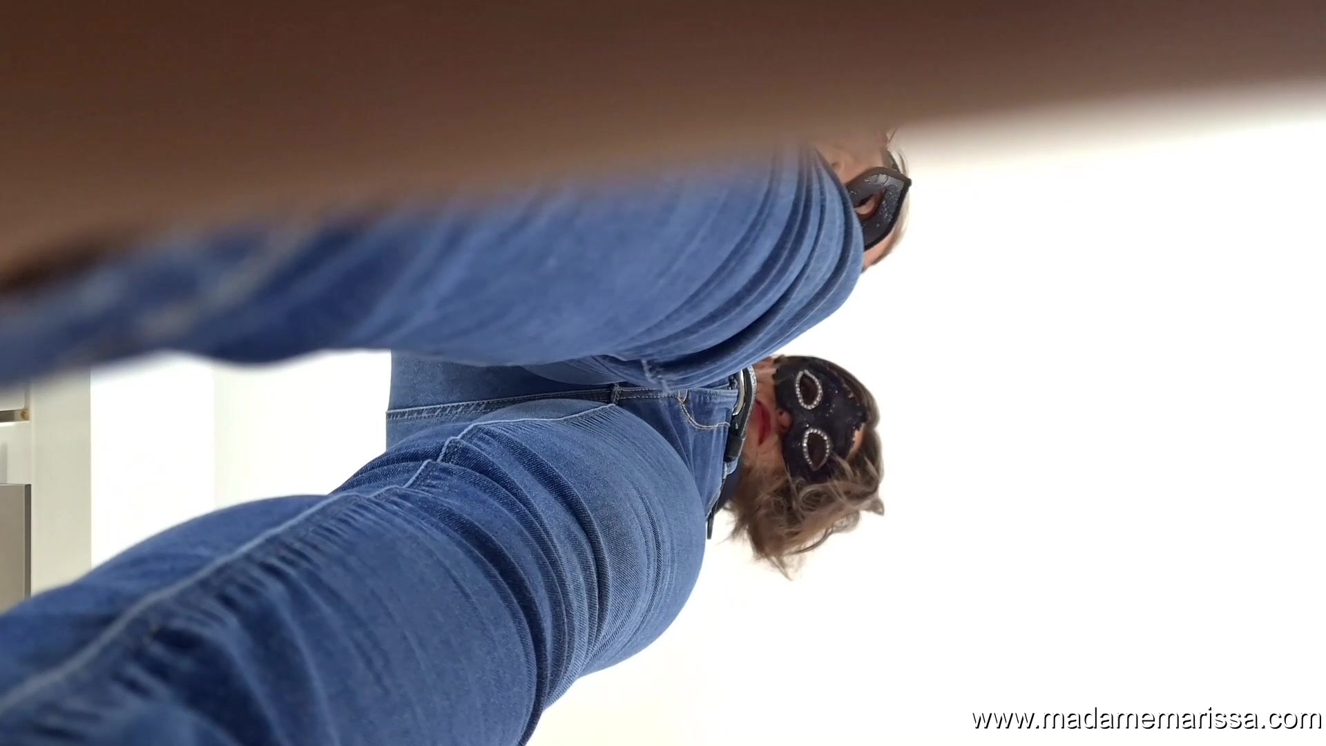 Madame Marissa - Foot POV