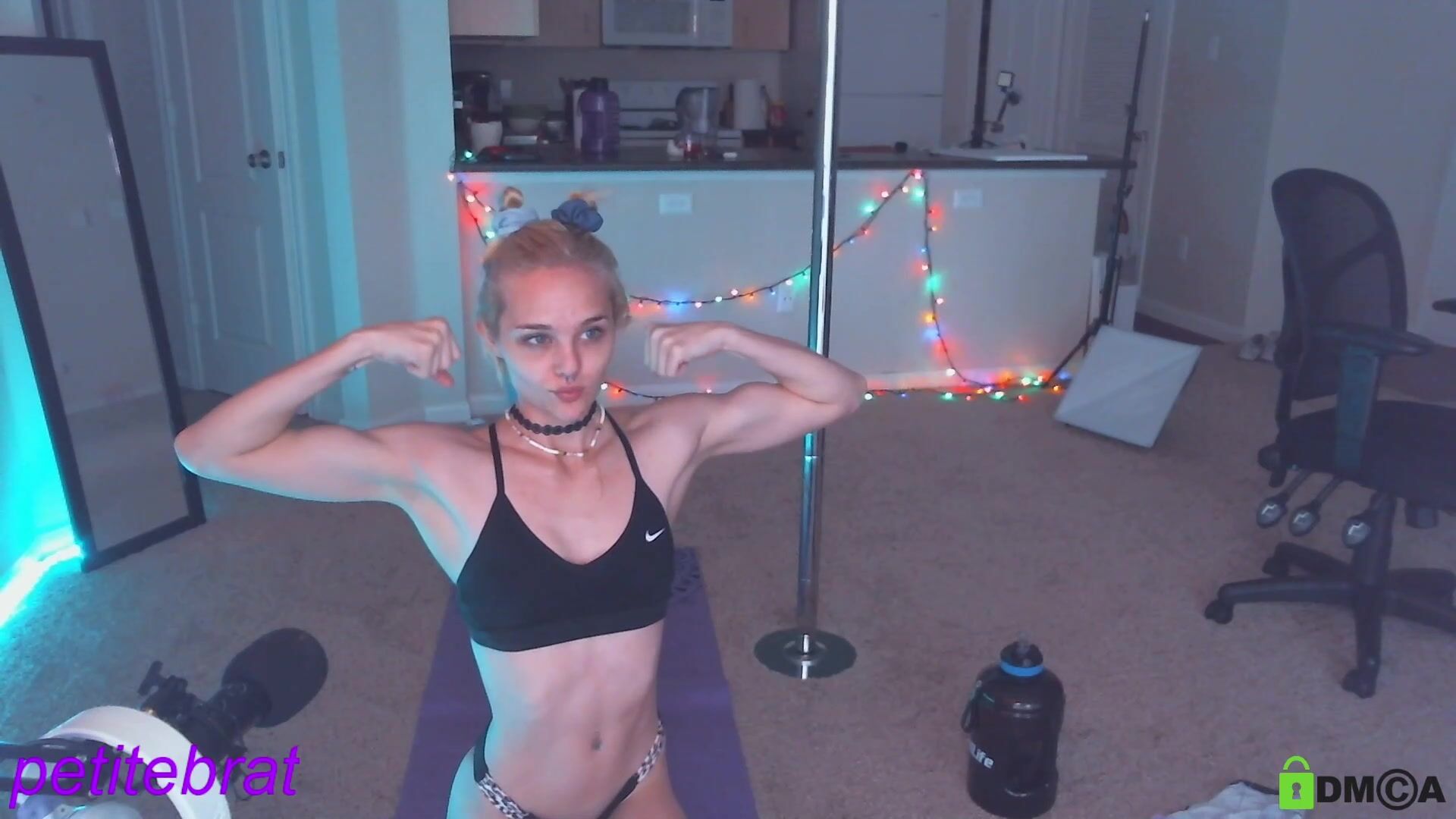 petitebrat show from Chaturbate on 2021-04-23 21 02 1 Cam Archive