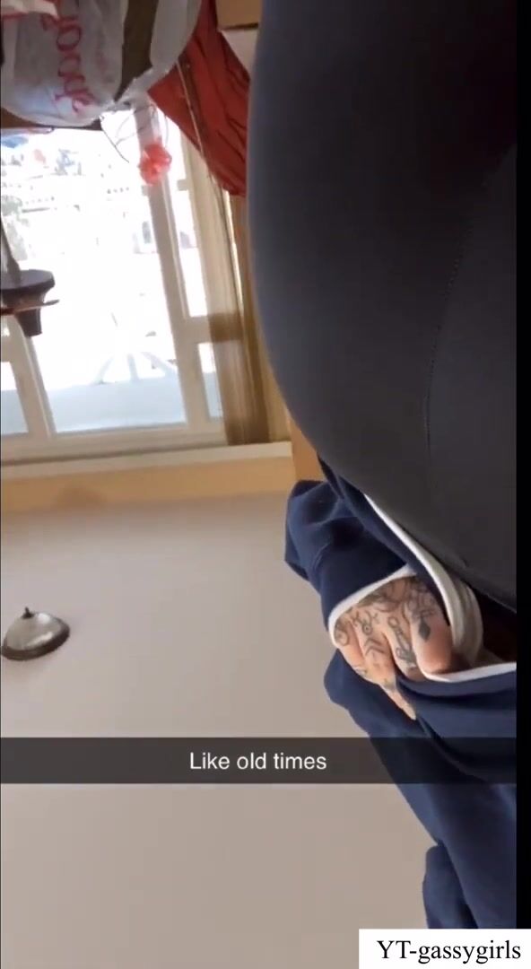 Liltrees88 on tt farting compilation