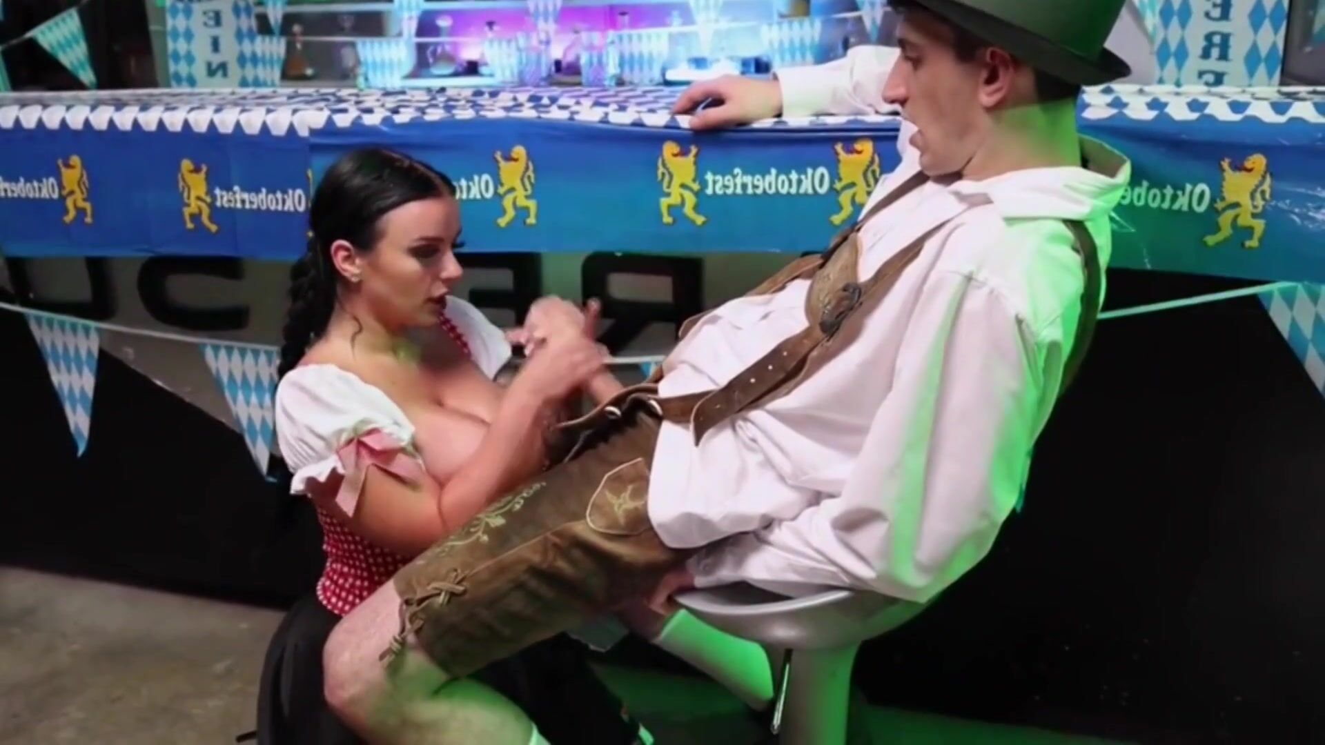 Payton Preslee - Oktober Fuck Fest